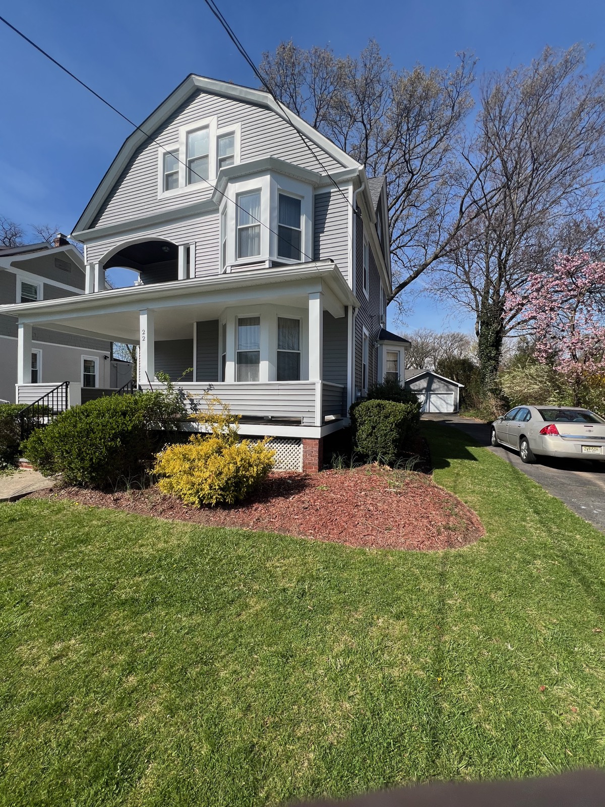 Front porch bed before landscaping refresh